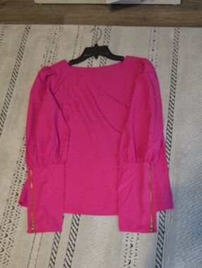 Women’s Fuchsia Long-Sleeve Top with Zip Cuffs Size Small